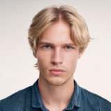 Portrætfoto af forfatteren